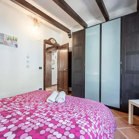 Ellie - 100m From The * Carini