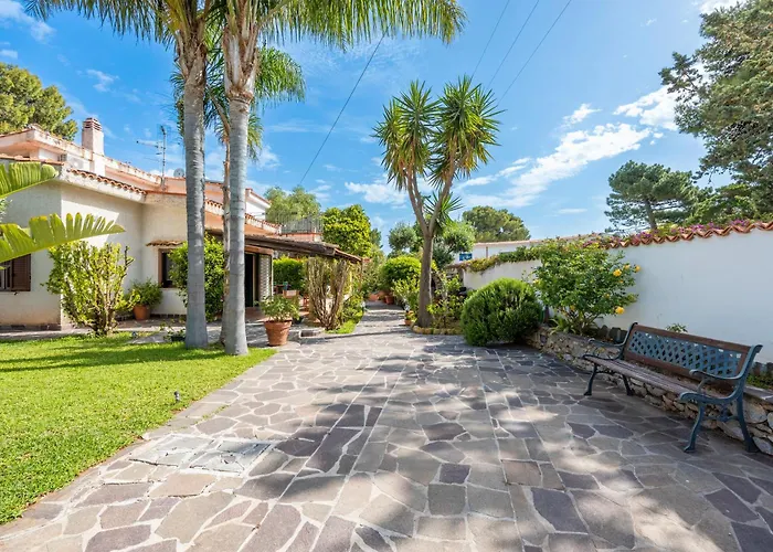 Villa Ellie - 100m From The